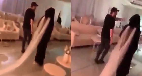 بالفيديو.. مهنة جديدة تختص بتدريب العروس على دخول حفل الزفاف بمبالغ هائلة
