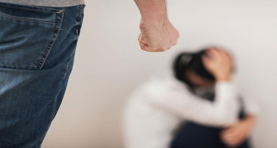 إيقاف برنامج فنان مغربي حرض الرجال على ضرب زوجاتهم