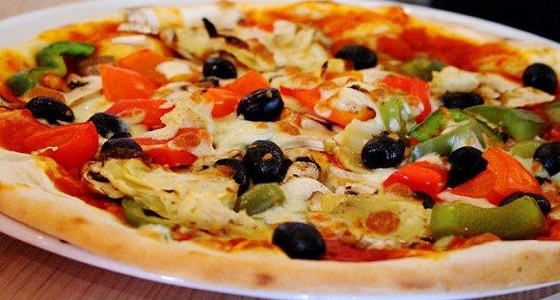 تعرف على الأطعمة التي تسبب رائحة جسم كريهة