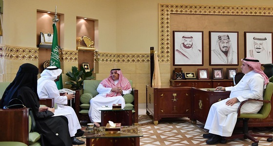 وكيل إمارة الرياض يستقبل مدير الشؤون الصحية بالمنطقة