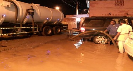 توجيه بنزح مياه الأمطار في أحد المسارحة