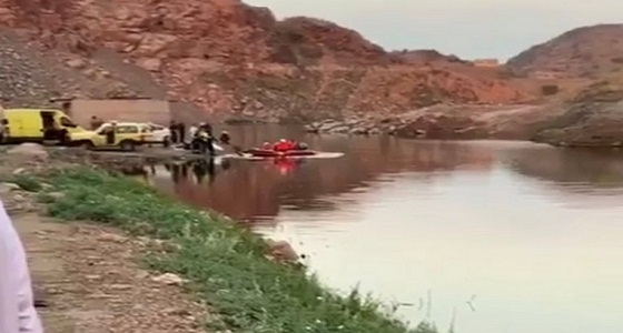 بالتزامن مع أمطار الطائف.. غرق امرأة وفقدان رجل في السد (صور)