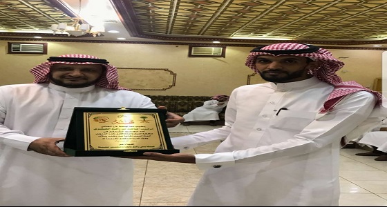 بني رافع يكرمون ماجد لقاء دفاعه عن وطنه ودينه