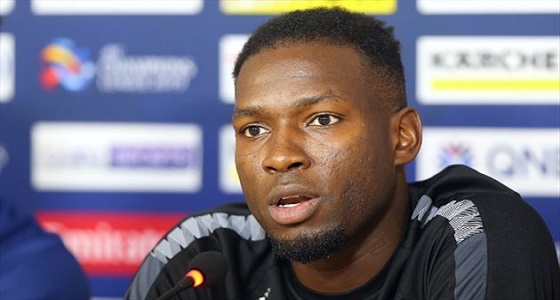 عمر هوساوي يفتح النار على « المصيبيح » : لم اعتزل بسبب الشارة