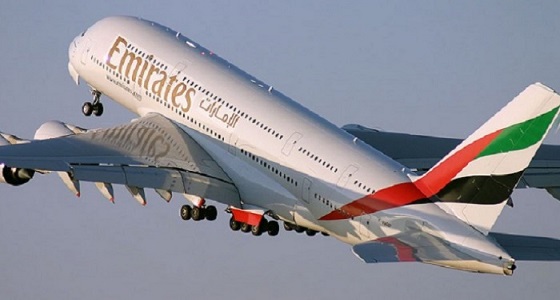 مسافرة تقاضي «طيران الإمارات» بسبب «العطش»