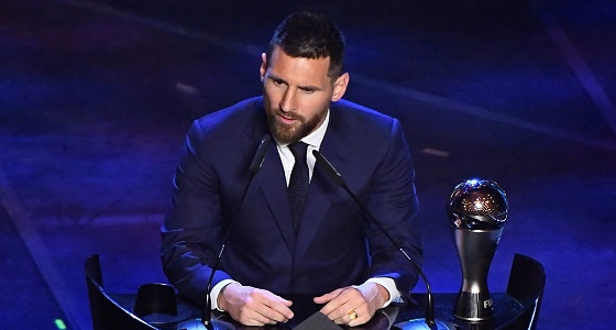 ميسي يكشف عن ذكرياته منذ فوزه بالكرة الذهبية الأولى