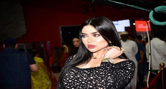 بالفيديو.. جليلة تحدث ضجة كبيرة بعد ظهورها بشاربي قطة 