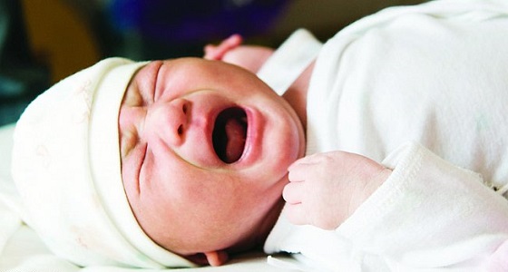 علامات تكشف إصابة رضيعِك بالحموضة أبرزها القئ المستمر