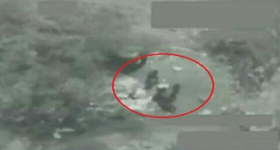 بالفيديو.. لحظة استهداف طائرات التحالف لـ عربة إطلاق صواريخ تابعة للحوثيين