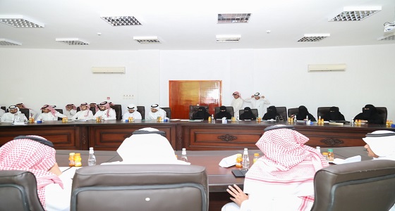 أمير عسير ينهي خلافاً امتد 20 عاماً بين أسرتي آل محيا وآل لافي في بللحمر