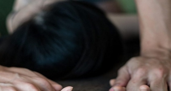 خمسيني يغتصب ابنة صديقته لمدة 4 أعوام