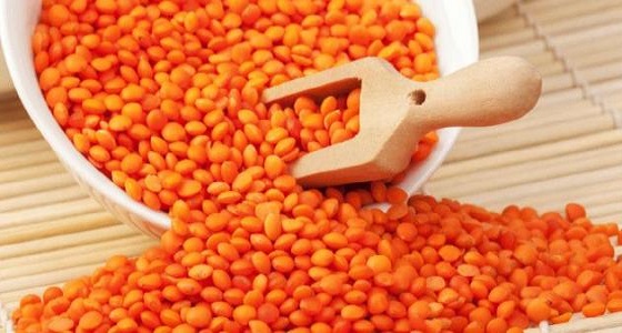 « العدس ».. أفضل طريقة لتبيض البشرة وإخفاء البقع