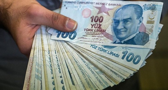 انهيار العملة التركية مع الهجوم المرتقب على سوريا