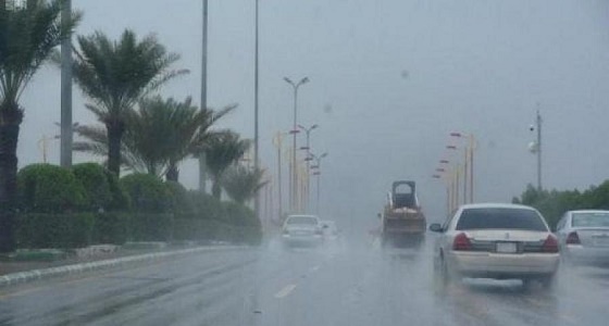 هطول أمطار غزيرة على طريق مكة &#8211; جدة السريع