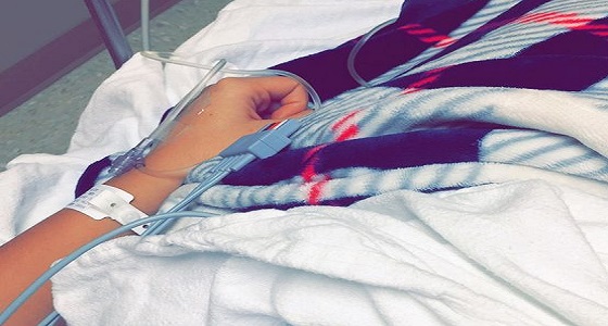 مصممة أزياء شهيرة تستغل مرض ابنتها في كسب الأموال