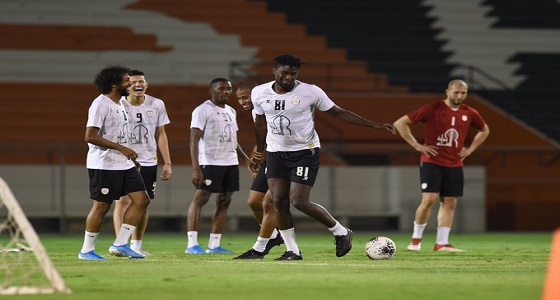 بالصور.. الشباب يجري مرانه الرئيسي قبل مواجهة العدالة