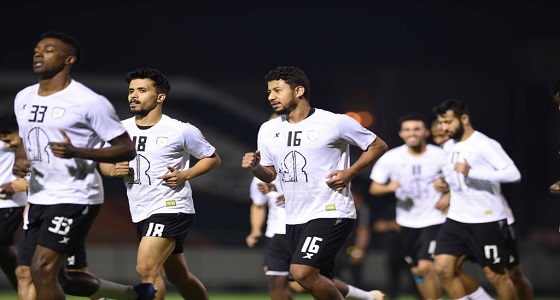 بالصور.. الشباب يواصل تدريباته استعدادا للتعاون