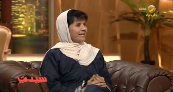 بالفيديو.. أسباب سوء الحالة النفسية والمزاجية للمرأة عندما تصل لسن الأربعين