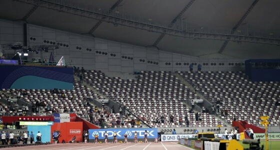 قطر تستأجر عمالة أفريقية لملأ مدرجات الملاعب بعد غياب الجماهير