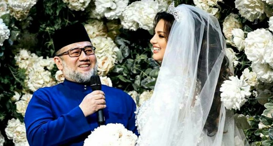 ملكة جمال روسيا: اكتشفت طلاقي من ملك ماليزيا السابق من الإنترنت