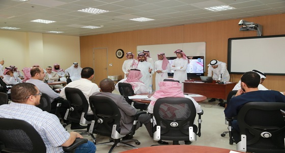 جامعة الجوف ومركز الملك عبدالعزيز للحوار الوطني يختتمان برنامج &#8221; مهارات الاتصال في الحوار &#8221; 