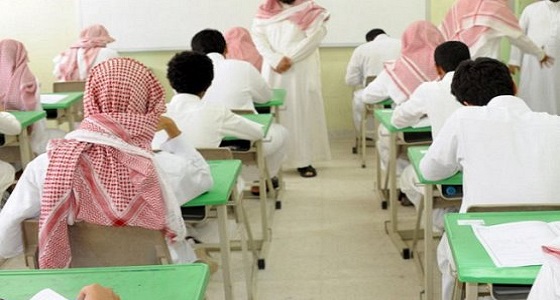مدرسة ثانوية تودع أحد طلابها توفى إثر صعق كهربائي بمسبح في مكة