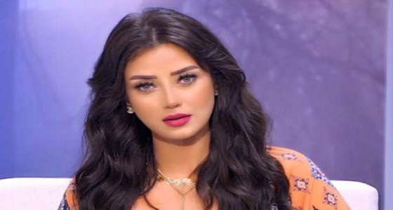 بالفيديو.. فنان يهاجم رضوى الشربيني: «بتهدم كيان الأسر »