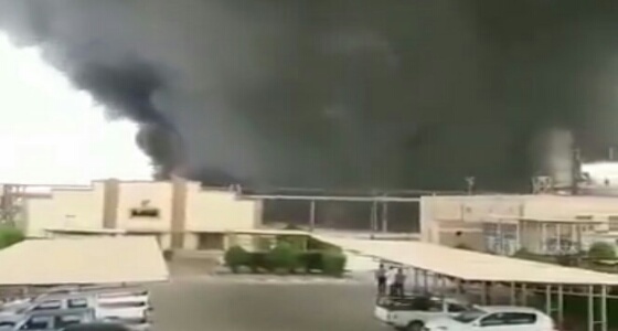 بالفيديو.. لحظة إندلاع حرائق بـ أكبر مصفاة نفط في إيران