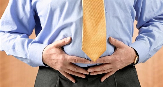 أبرزها الموز والخيار .. أطعمة تخفف من حدة الغازات