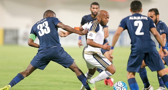 إسماعيل مطر يحسم الجدل بشأن مشاركته في «ديربي الرياض»