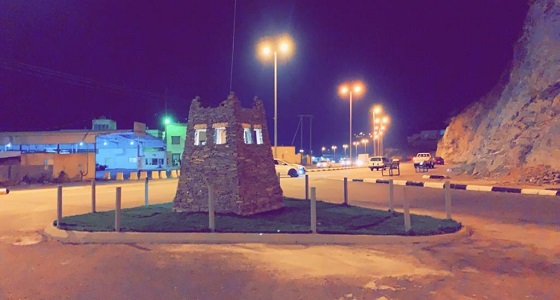 مكتب الخدمات البلدية بالحبيل يصمم مجسماً تراثياً يرمز للمركز