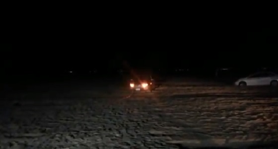 بالفيديو.. « غوث » تنقذ سيارات عالقة في الرمال بـ3 مناطق