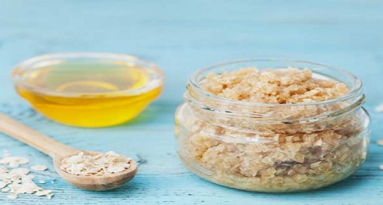 السكر والشوفان.. أفضل طريقة للتخلص من مشاكل البشرة الدهنية