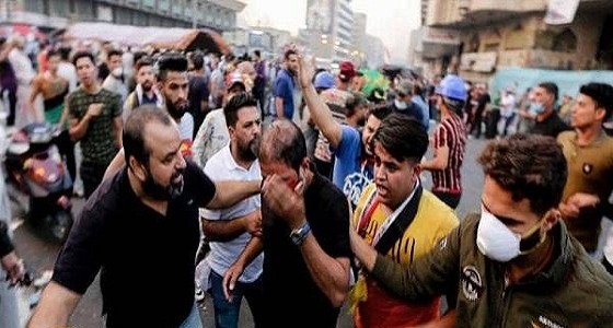 بالفيديو.. الأمن العراقي يطلق الرصاص الحي على المتظاهرين
