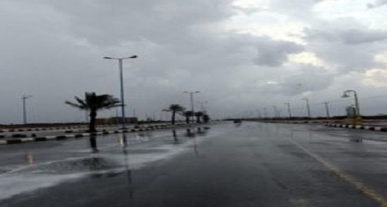 مدني جازان يجدد تحذيراته من تقلبات جوية وهطول أمطار غزيرة