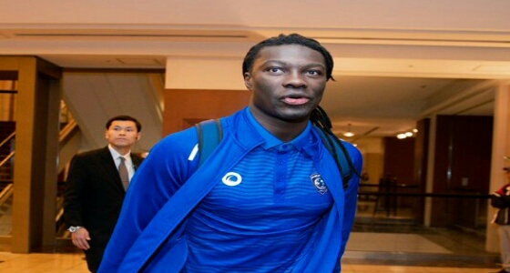 بالصور.. لاعبو الهلال يتوجهون للمعلب لمواجهة أوراوا