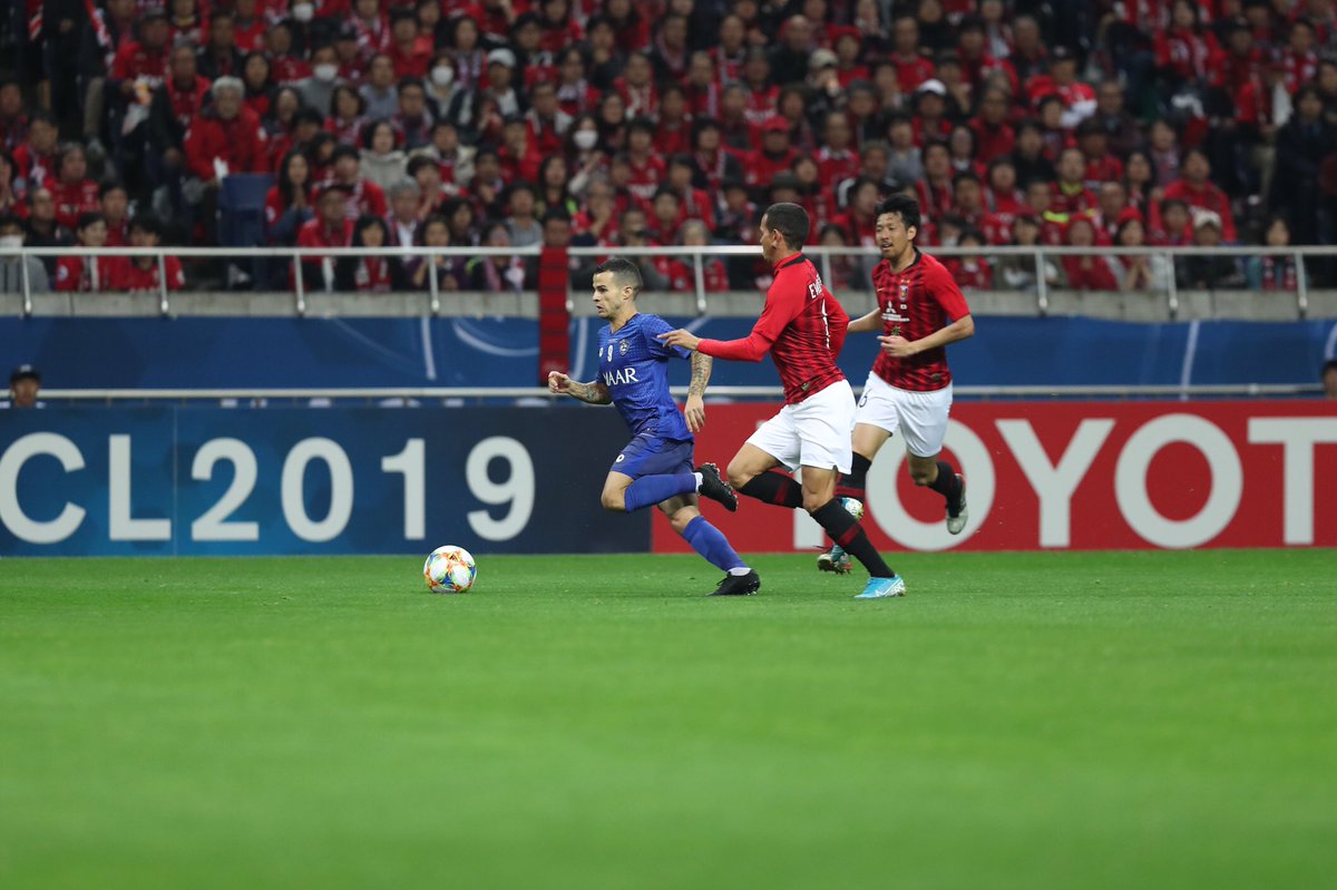 بعد الهزيمة الثقيلة.. مدرب أوراوا يعترف: «الفوز على فريق بحجم الهلال صعب للغاية»