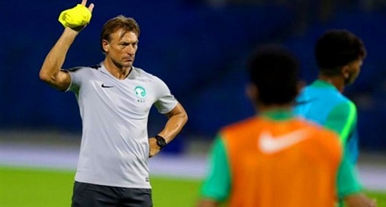 بعد إصابته الخطيرة.. استبعاد العويس من قائمة الأخضر في كأس الخليج