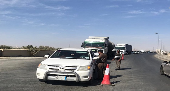 بالصور.. مرور بيشة يوقع بـ11 «درباوياً».. ويسجل 208 مخالفات