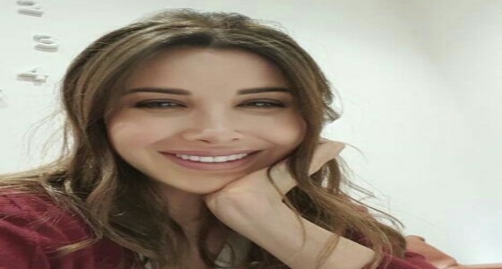 «بدون مكياج».. نانسي عجرم تظهر بإطلالة عفوية