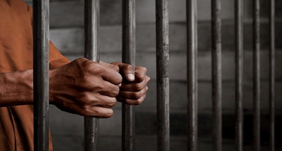 السجن مدى الحياة لشابين اغتصبا طبيبة