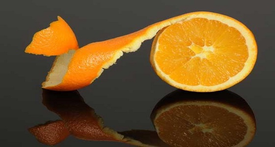 أهمها الوقاية من الامراض وإنقاص الوزن ..فوائد صحية لقشور البرتقال