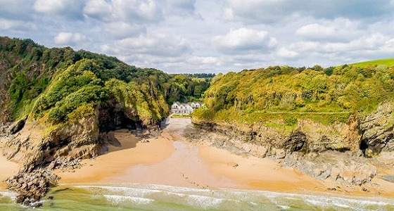 شاهد.. عرض منزل رئيس الوزراء البريطاني الأسبق للبيع