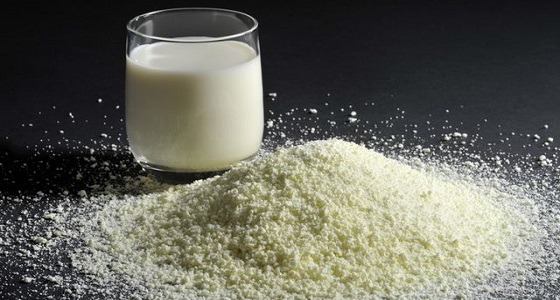 الحليب المجفف أم الطازج.. أيهما مفيد لصحتك ؟