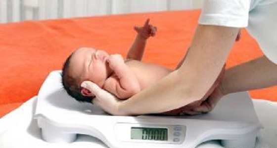 خطورة نقص وزن طفلك عند الولادة ونصائح هامة لزيادته