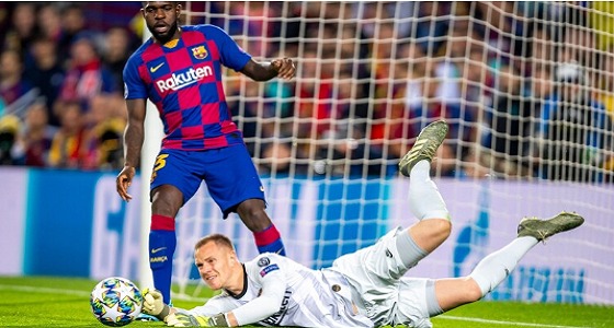 حارس برشلونة يرفض الخضوع لعملية جراحية بعد إصابته في الركبة اليمنى