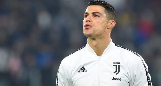 رونالدو يتسبب في هجوم قاسي من جماهير يوفنتوس على ساري 