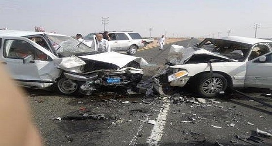 اصطدام مركبتين على طريق الطائف &#8211; الرياض