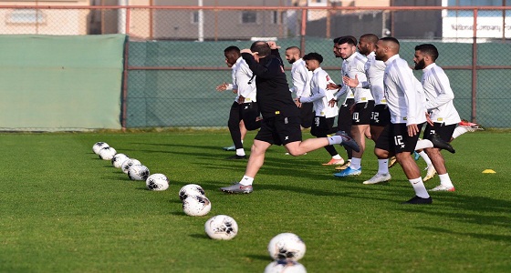 الشباب يواصل تحضيراته استعدادًا لأبها (صور)