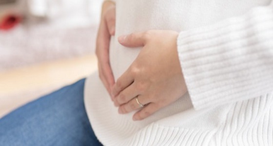 «ولادة مبكرة»..مخاطر الحمل بعد الأربعين